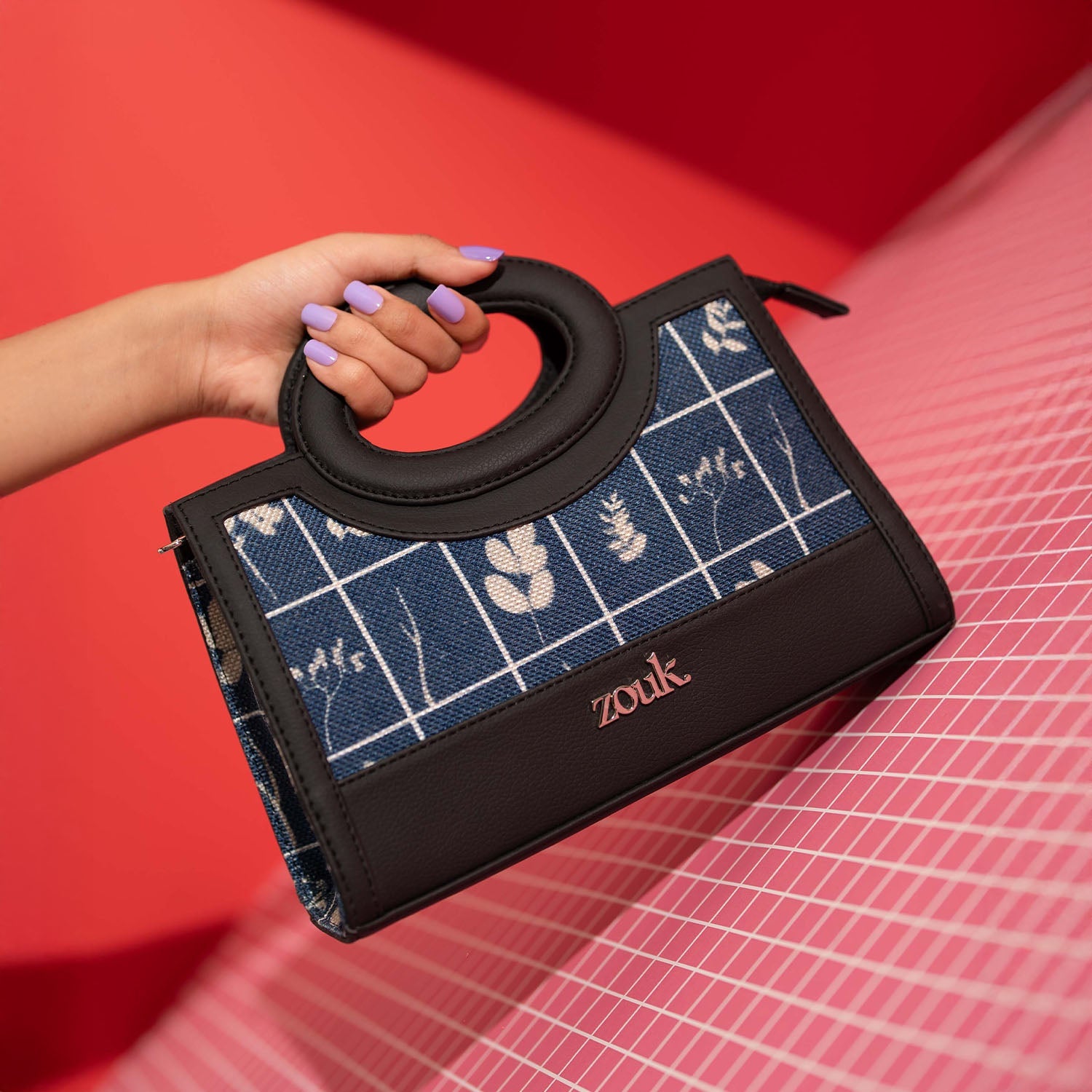 ZIP-Zoe Sling Bag - Lakshadweep Azure