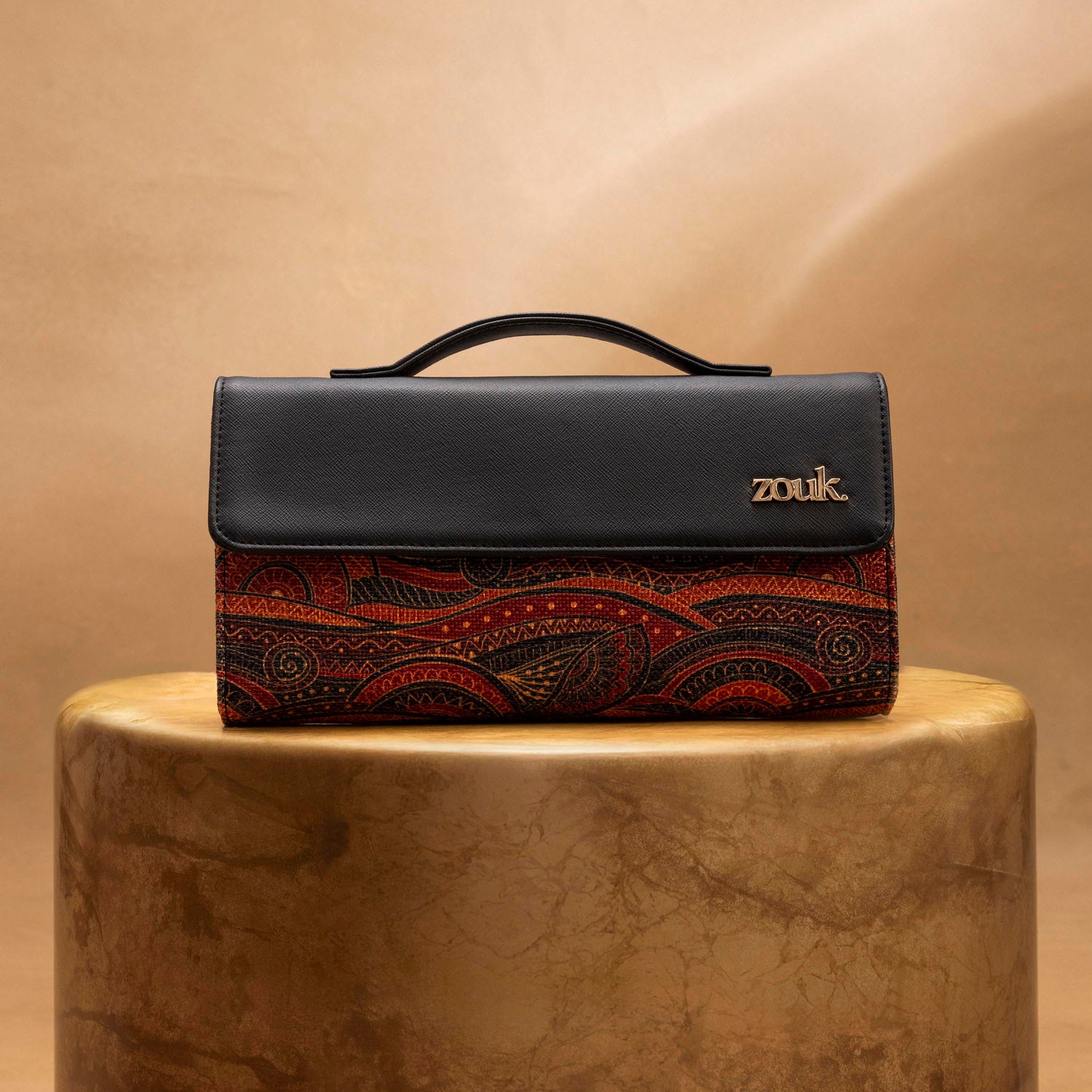 Rhea Kapoor Clutch - Pithora Artistry
