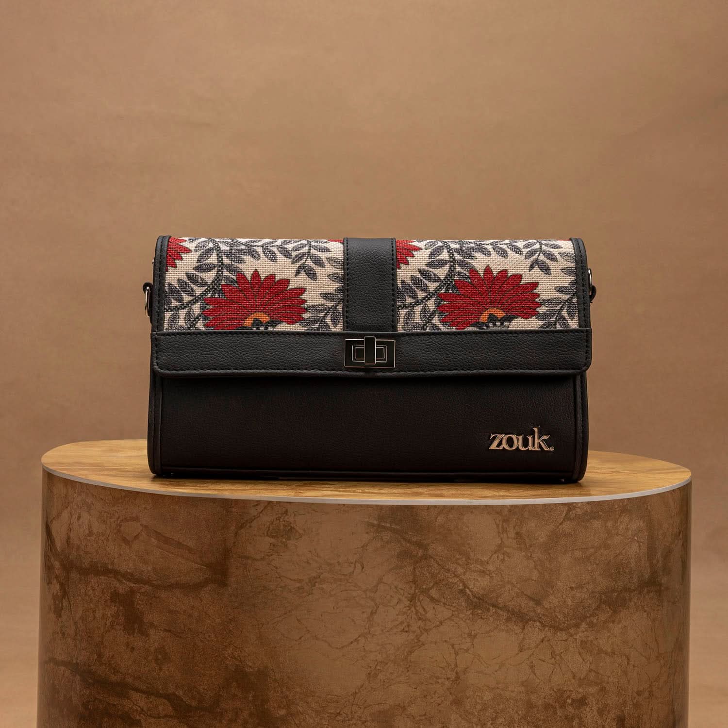 Rhea Kapoor Tarini Clutch - Nawabi Couture