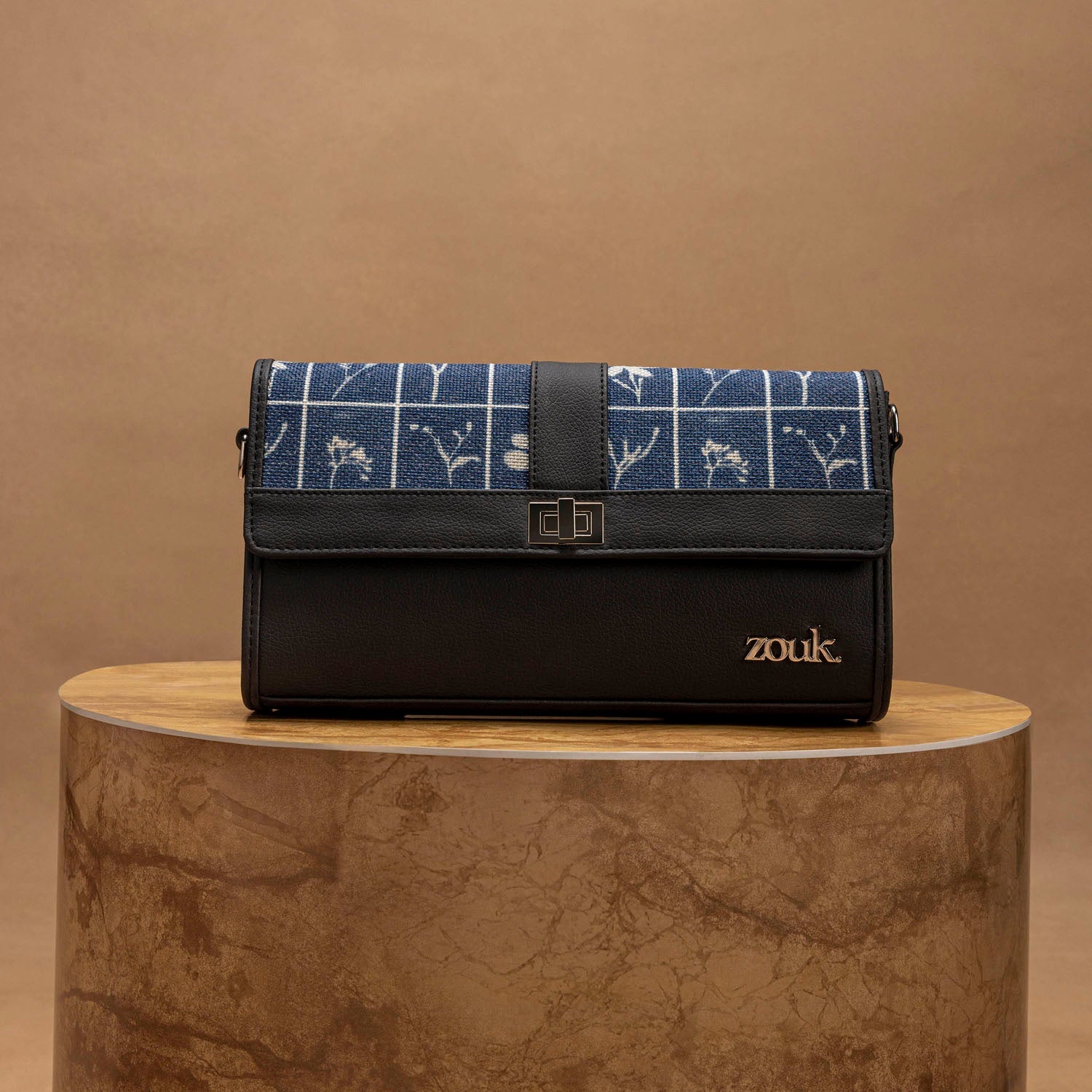 ZIP-Rhea Kapoor Tarini Clutch - Lakshadweep Azure