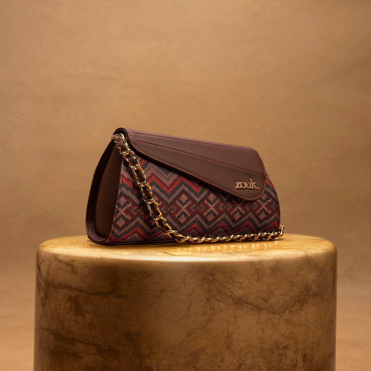 Rhea Kapoor Baguette - Gwalior Weaves