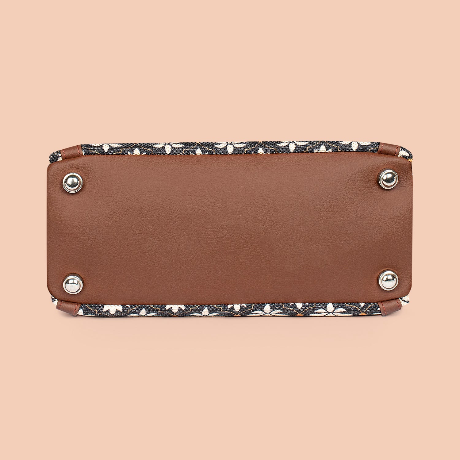 ZIP-Rhea Kapoor Adira Tote Bag - Bidri Kaiser