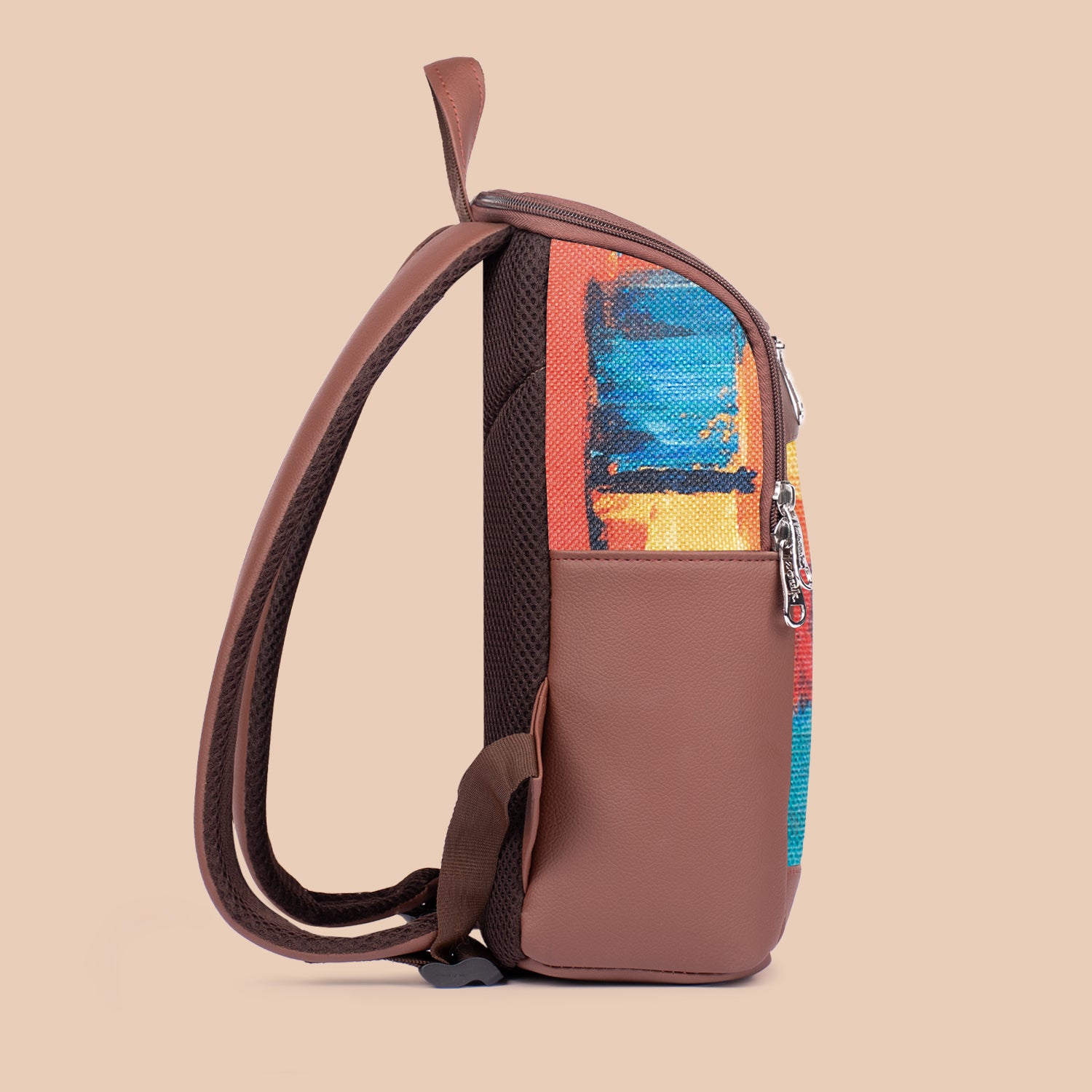 Abstract Amaze Amalia Daypack