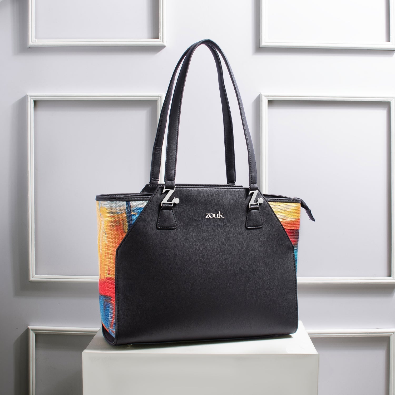 ZIP-Abstract Amaze Classic Business Bag