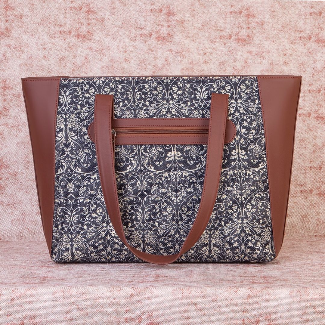 Lattice Lace Side Tote Bag