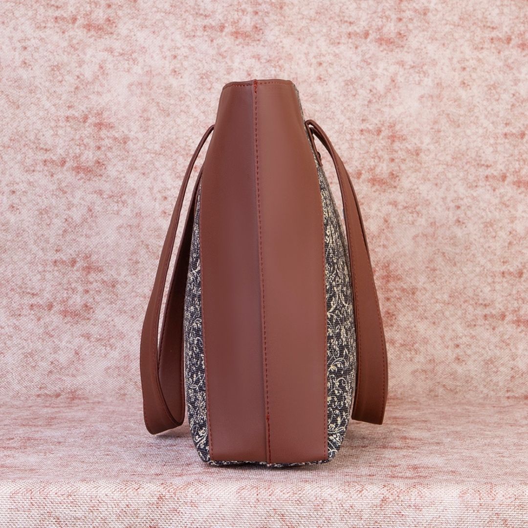 Lattice Lace Side Tote Bag