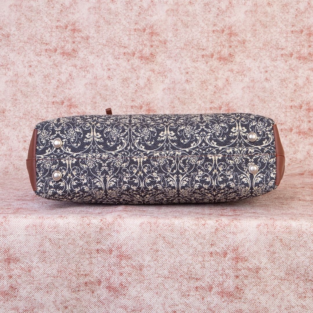 Lattice Lace Side Tote Bag