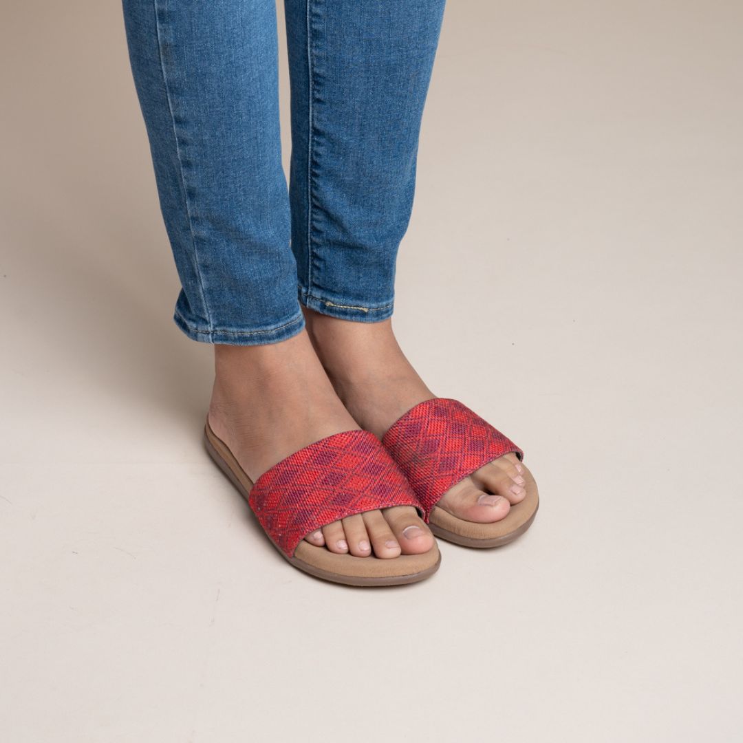 Wadiyar Diamond Women's Sliders