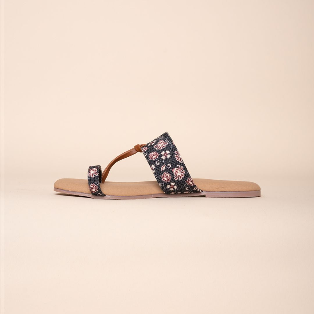 Hooghly Garden Women's Chappals