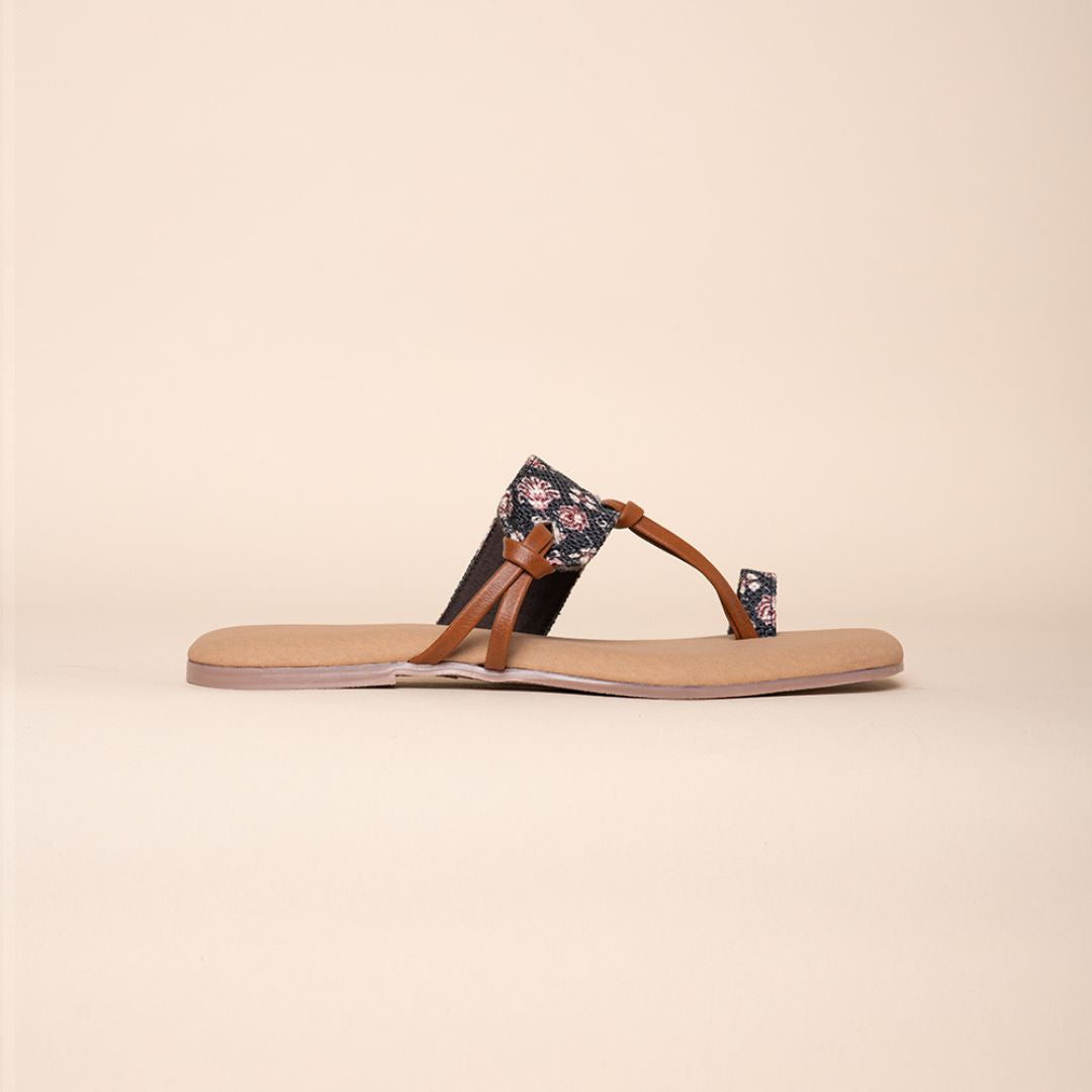 Hooghly Garden Women's Chappals