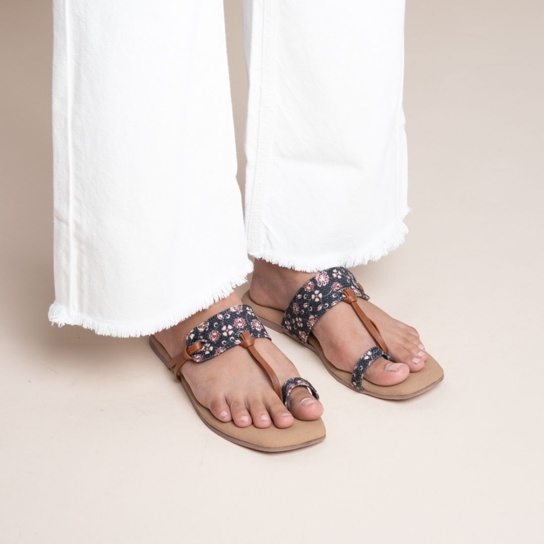 Hooghly Garden Women's Chappals