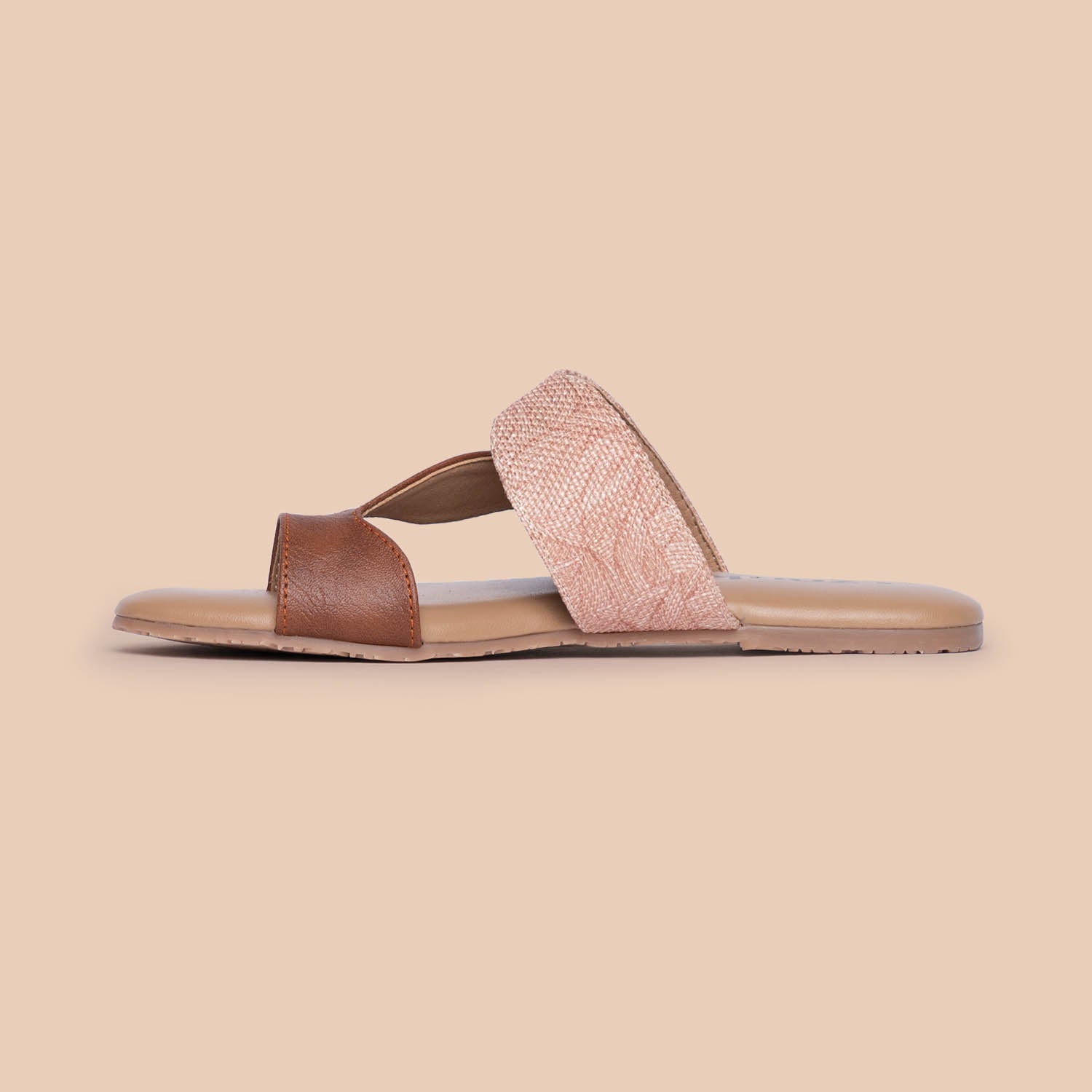 Bangalore Botanica Curvy Toe Chappal