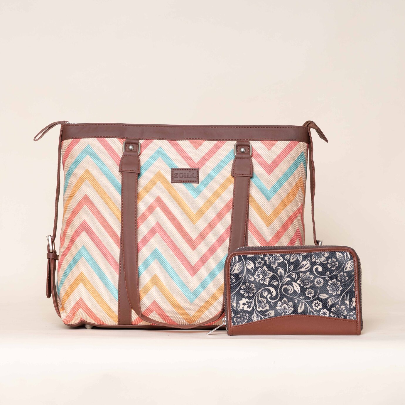 WavBeach and FloMotif - Office Bag & Chain Wallet Combo