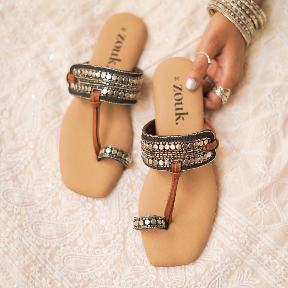 Jaipur Bohemian Oxidised Chappal