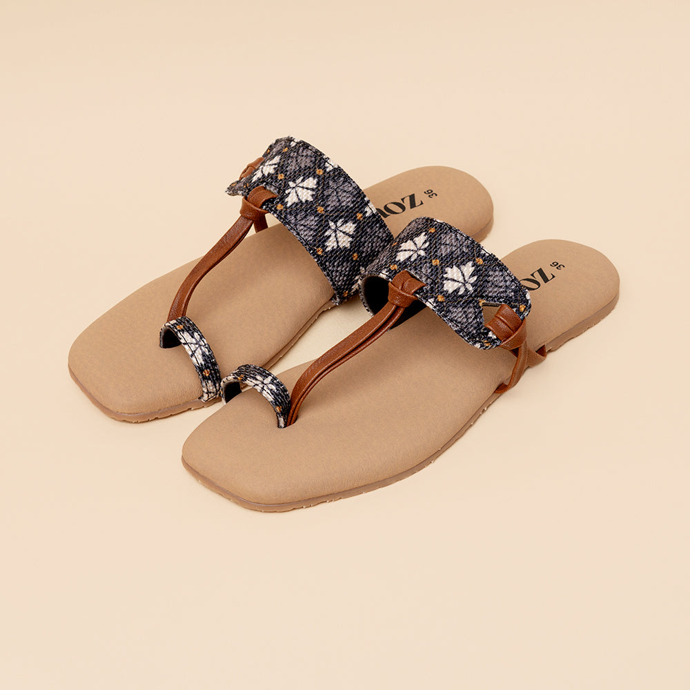 Deccan Bidri Women's Chappals