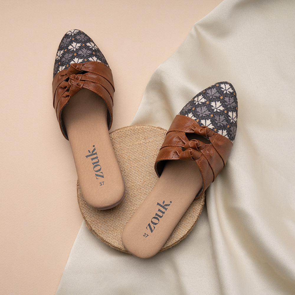 Deccan Bidri Knotted Mule