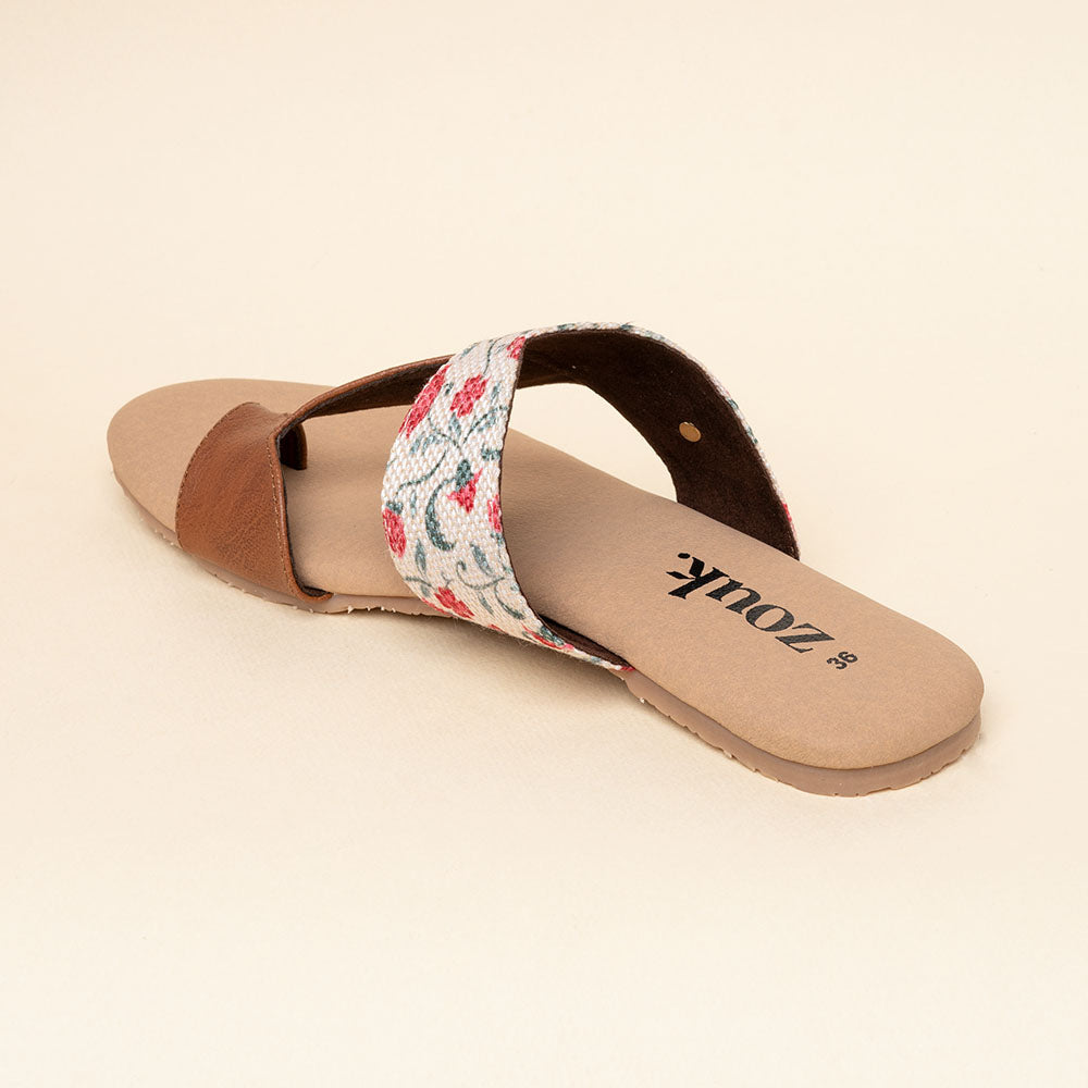 Deccan Garden Curvy Toe Chappal