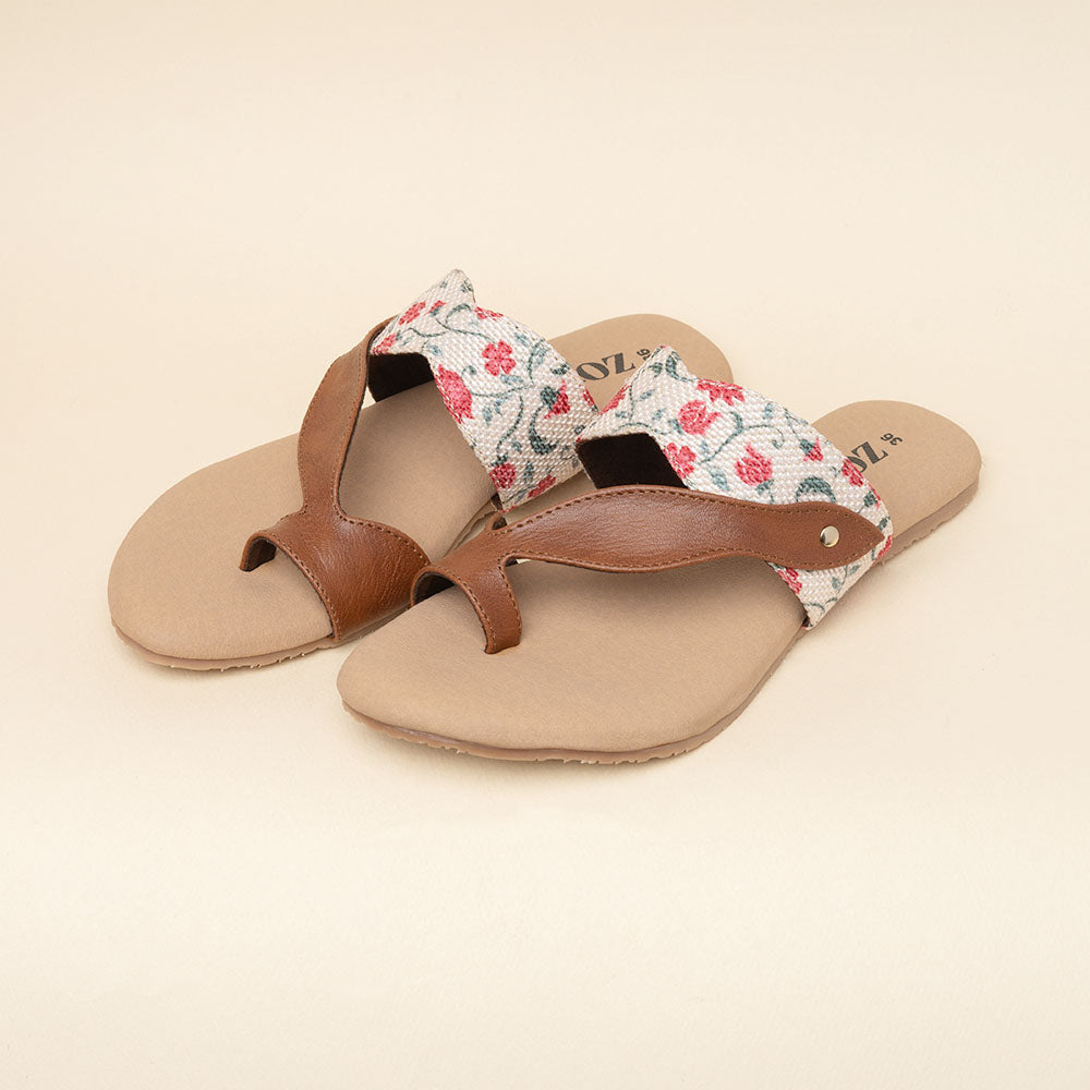 Deccan Garden Curvy Toe Chappal