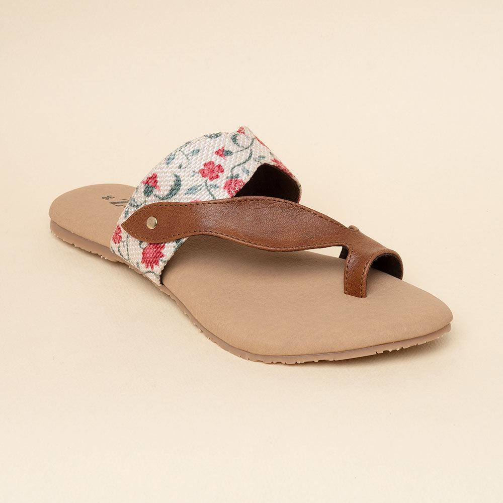 Deccan Garden Curvy Toe Chappal