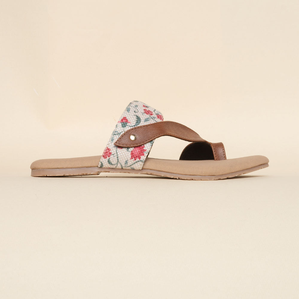 Deccan Garden Curvy Toe Chappal