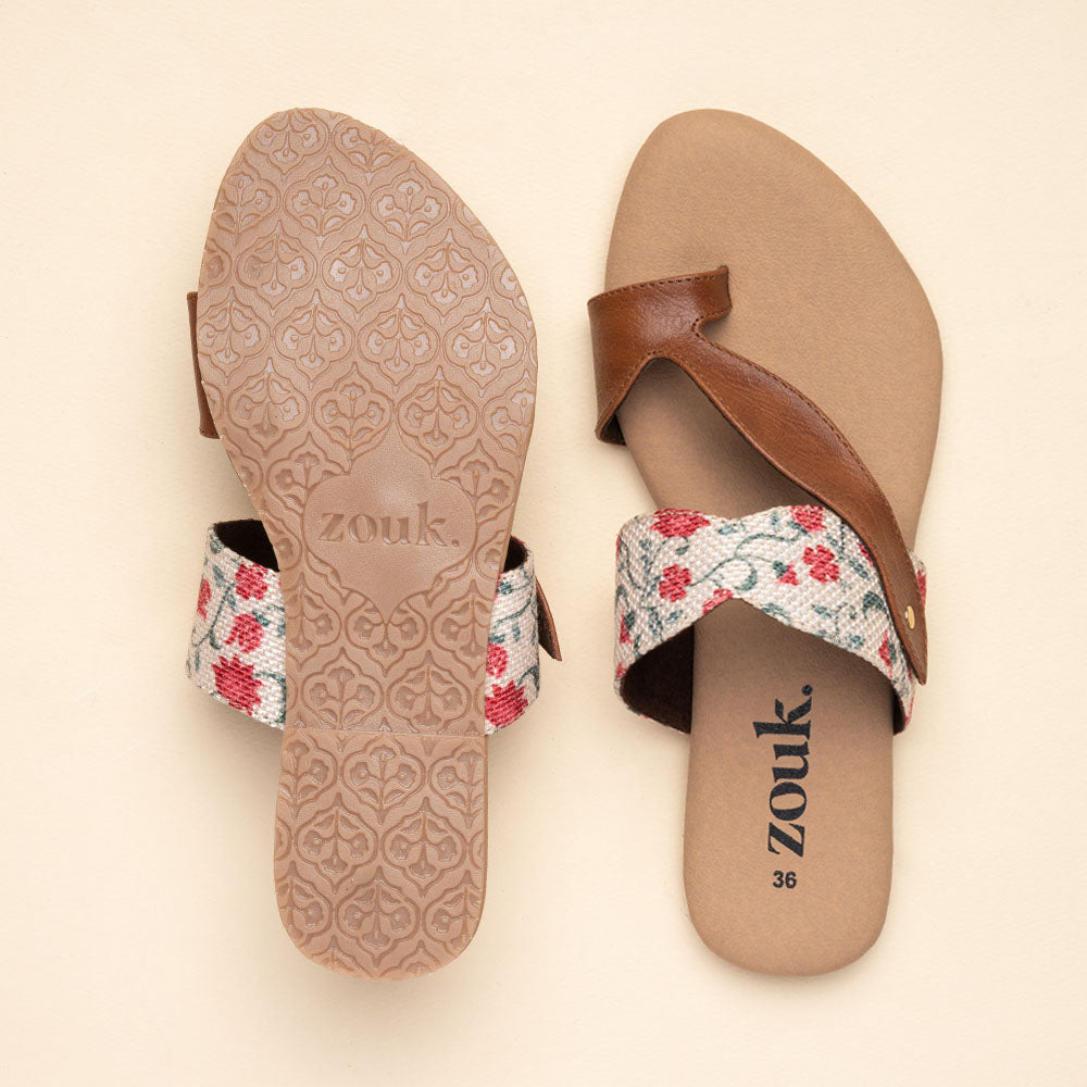 Deccan Garden Curvy Toe Chappal