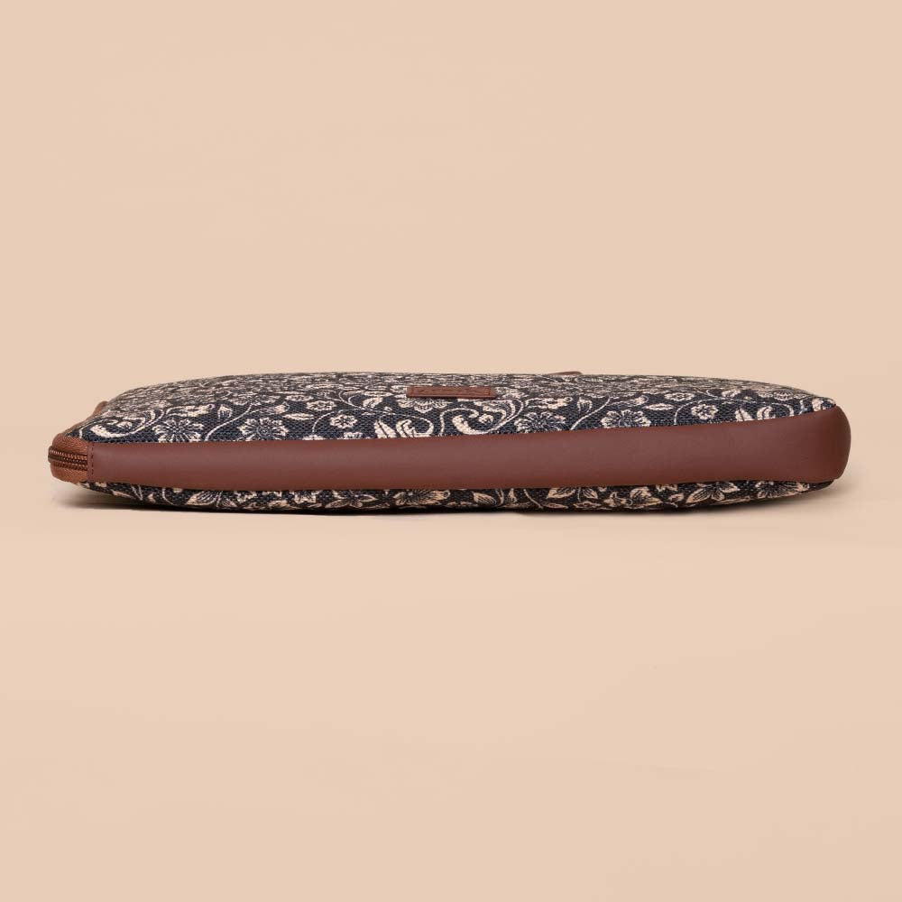 FloMotif L-Zippered Laptop Sleeve