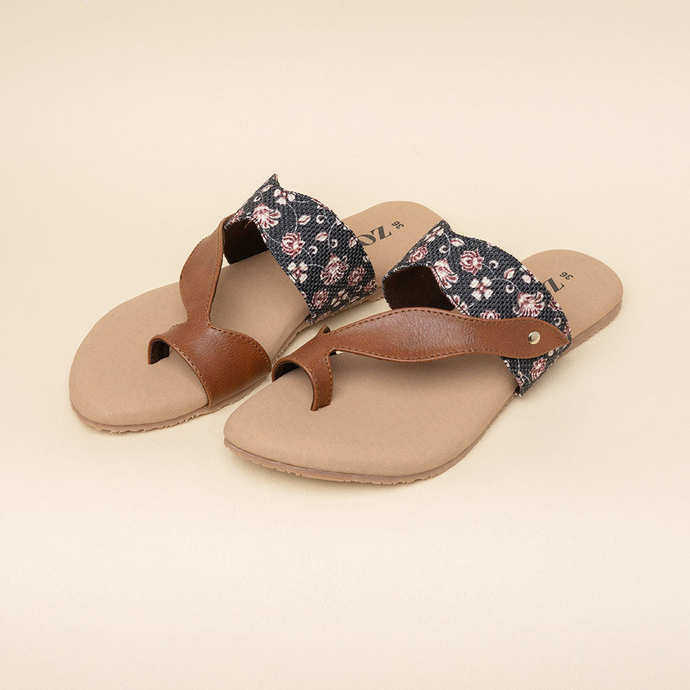 Hooghly Garden Curvy Toe Chappal