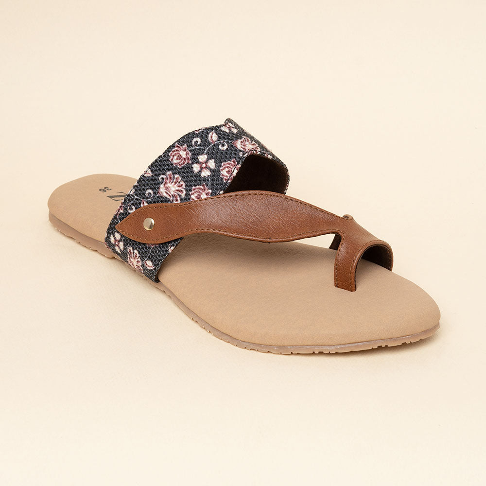 Hooghly Garden Curvy Toe Chappal