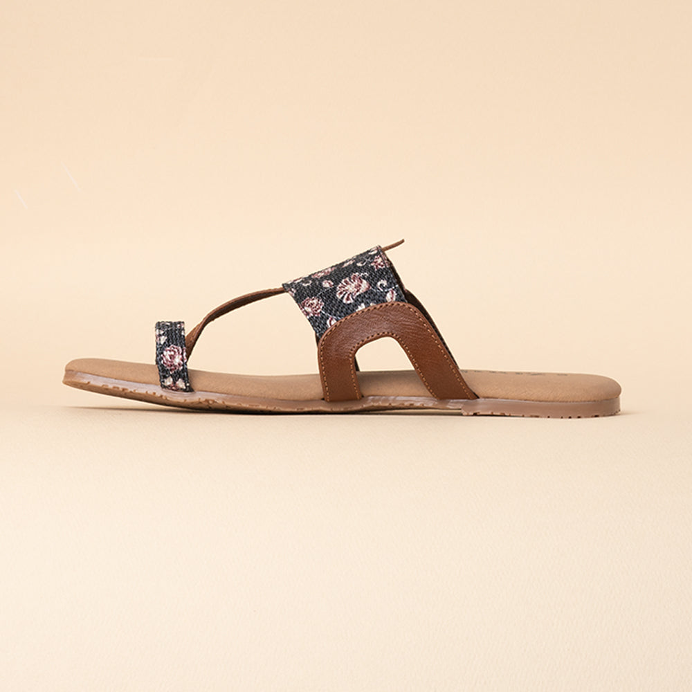 Hooghly Garden One Toe Kolhapuri Chappal