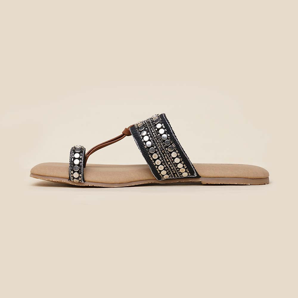 Jaipur Bohemian Oxidised Chappal