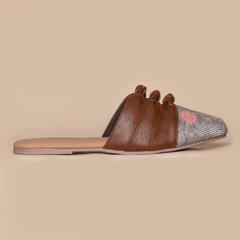 Kadapa Garden Knotted Mule