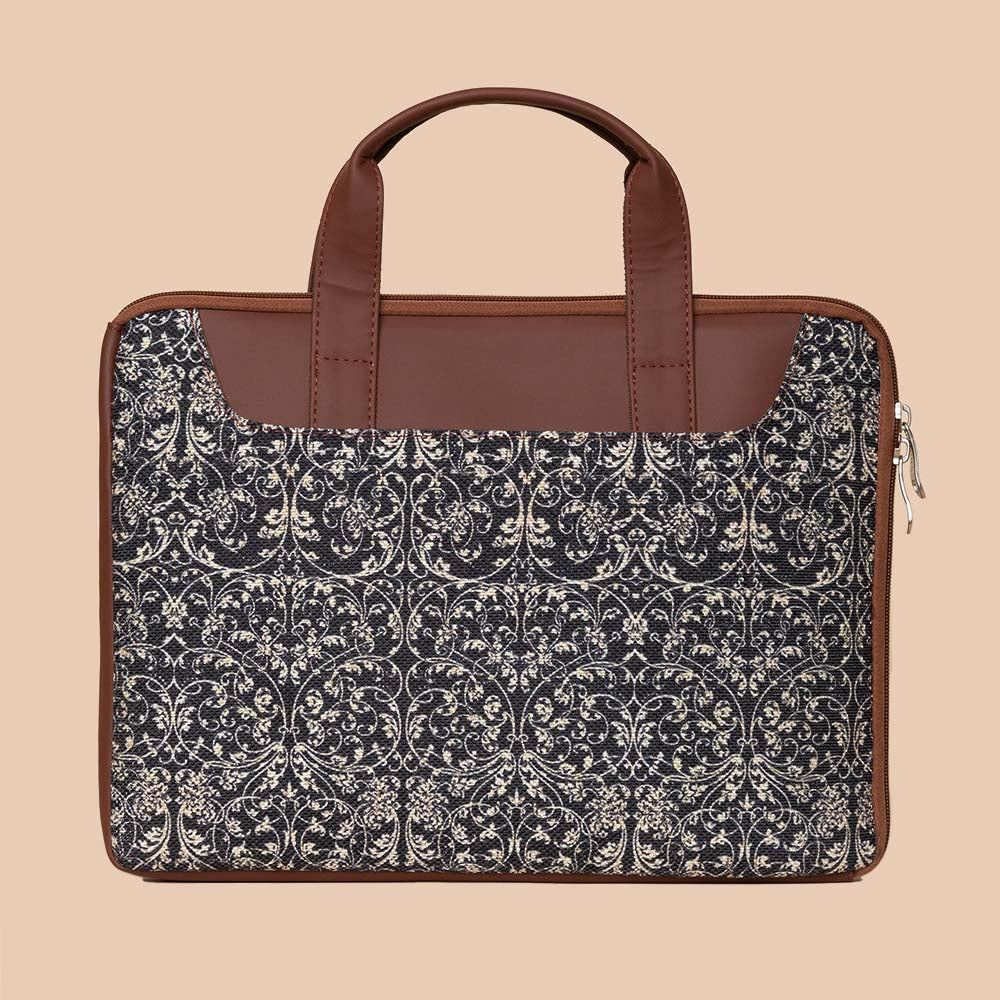 Lattice Lace L-Zippered Laptop Sleeve