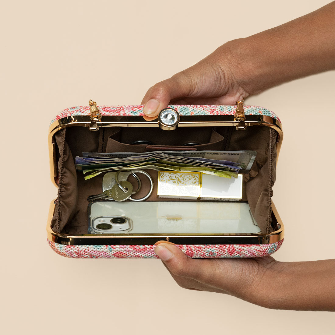 Mangalore Blossoms Clutch