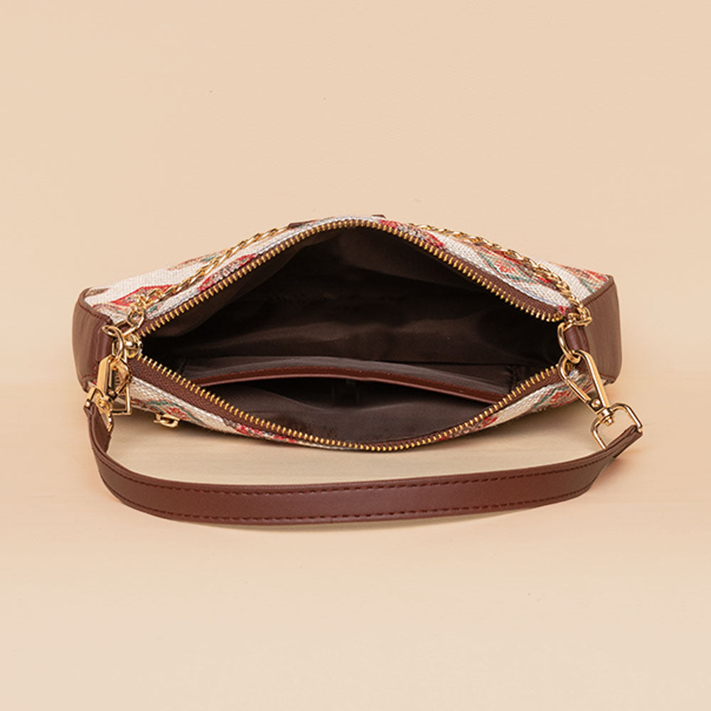 Seashell Motif White Baguette