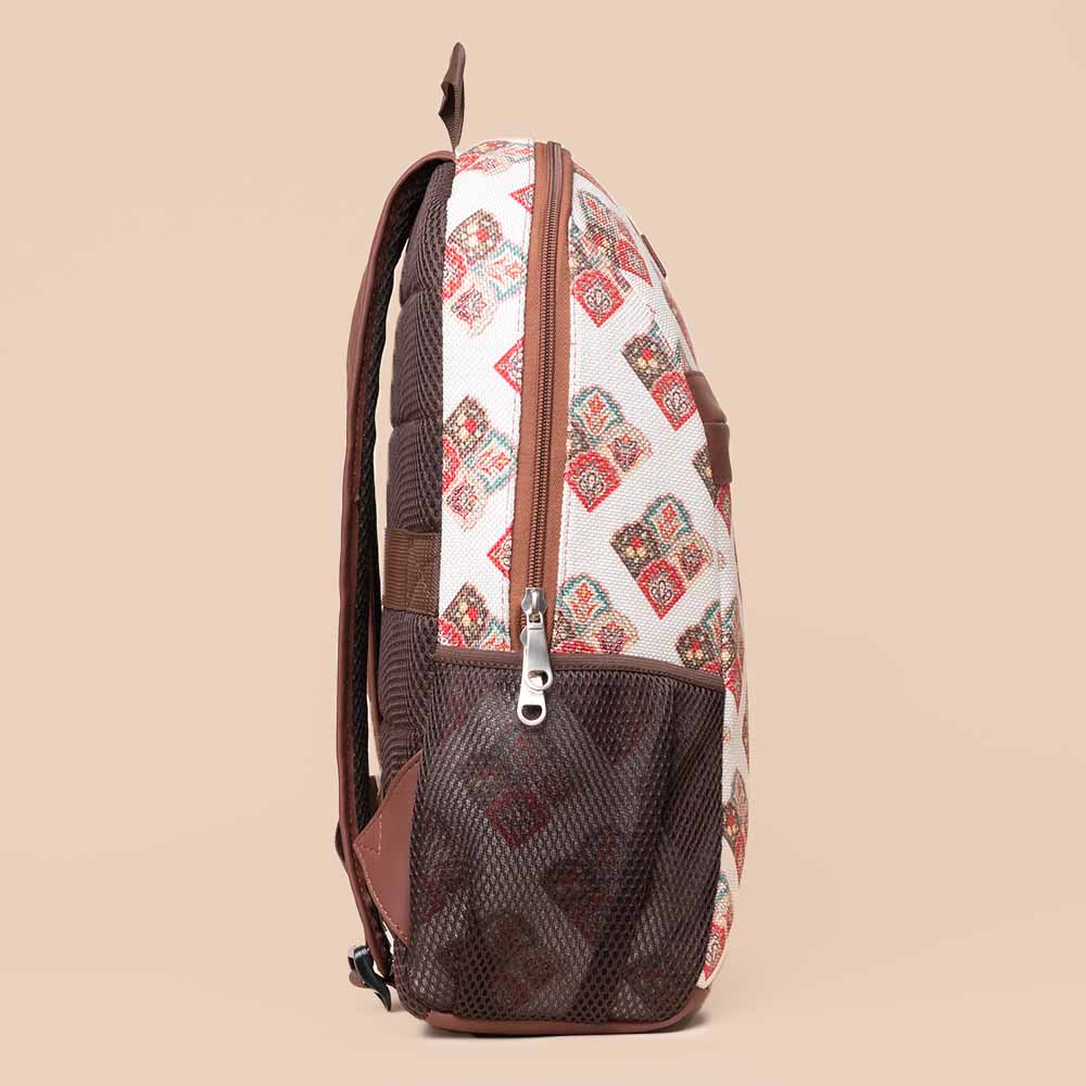Seashell Motif White Classic Backpack