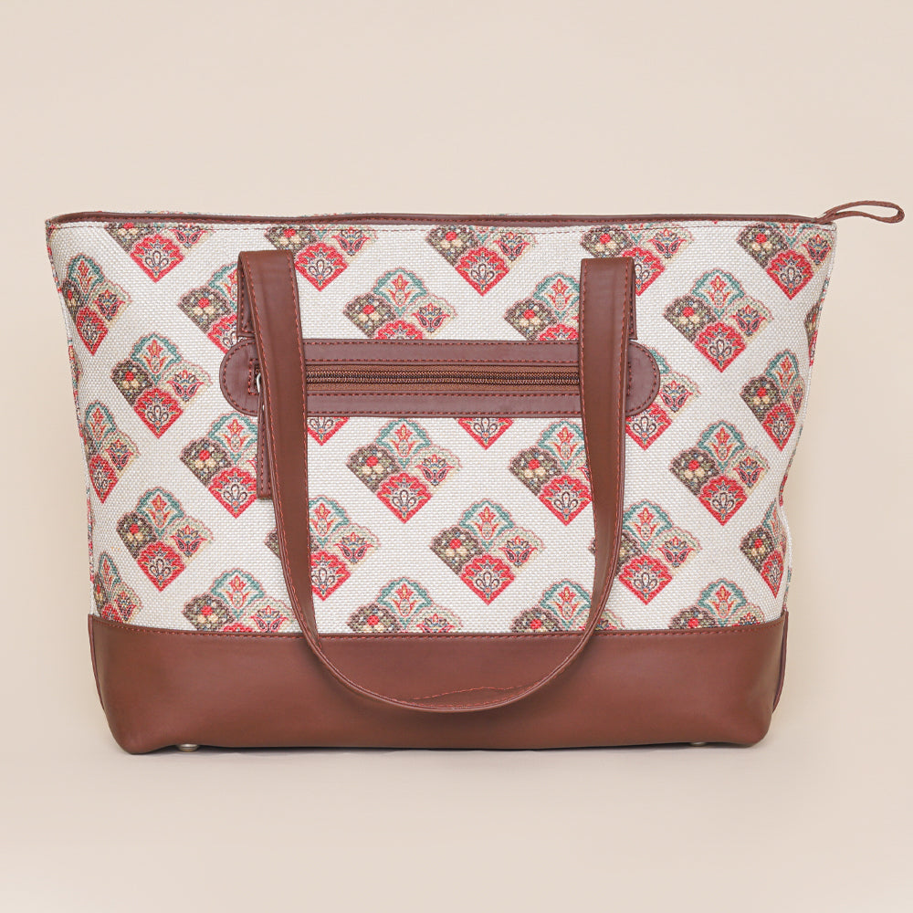 Seashell Motif White Shoulder Tote Bag