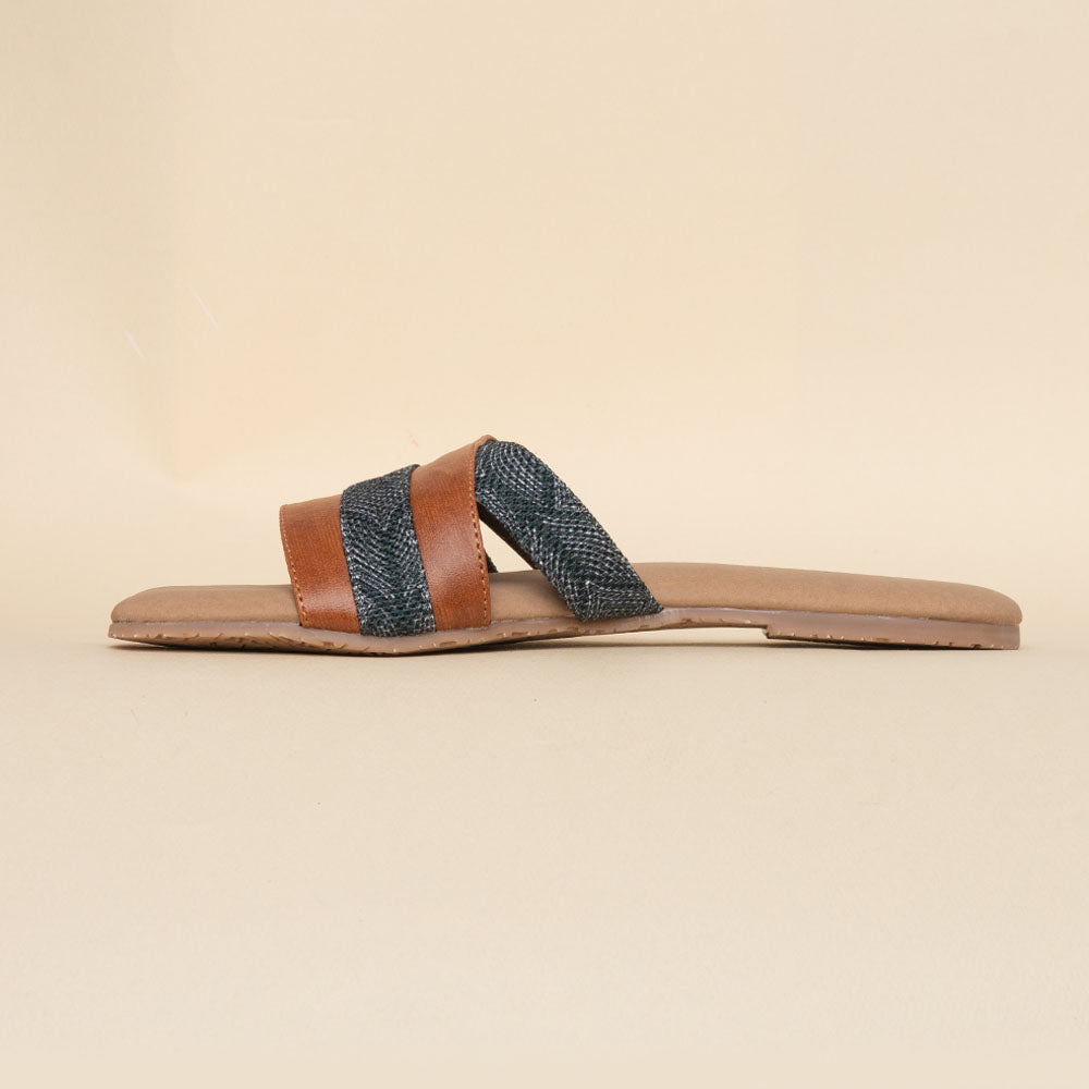 Shalimar Qila Multi-Strap Slider