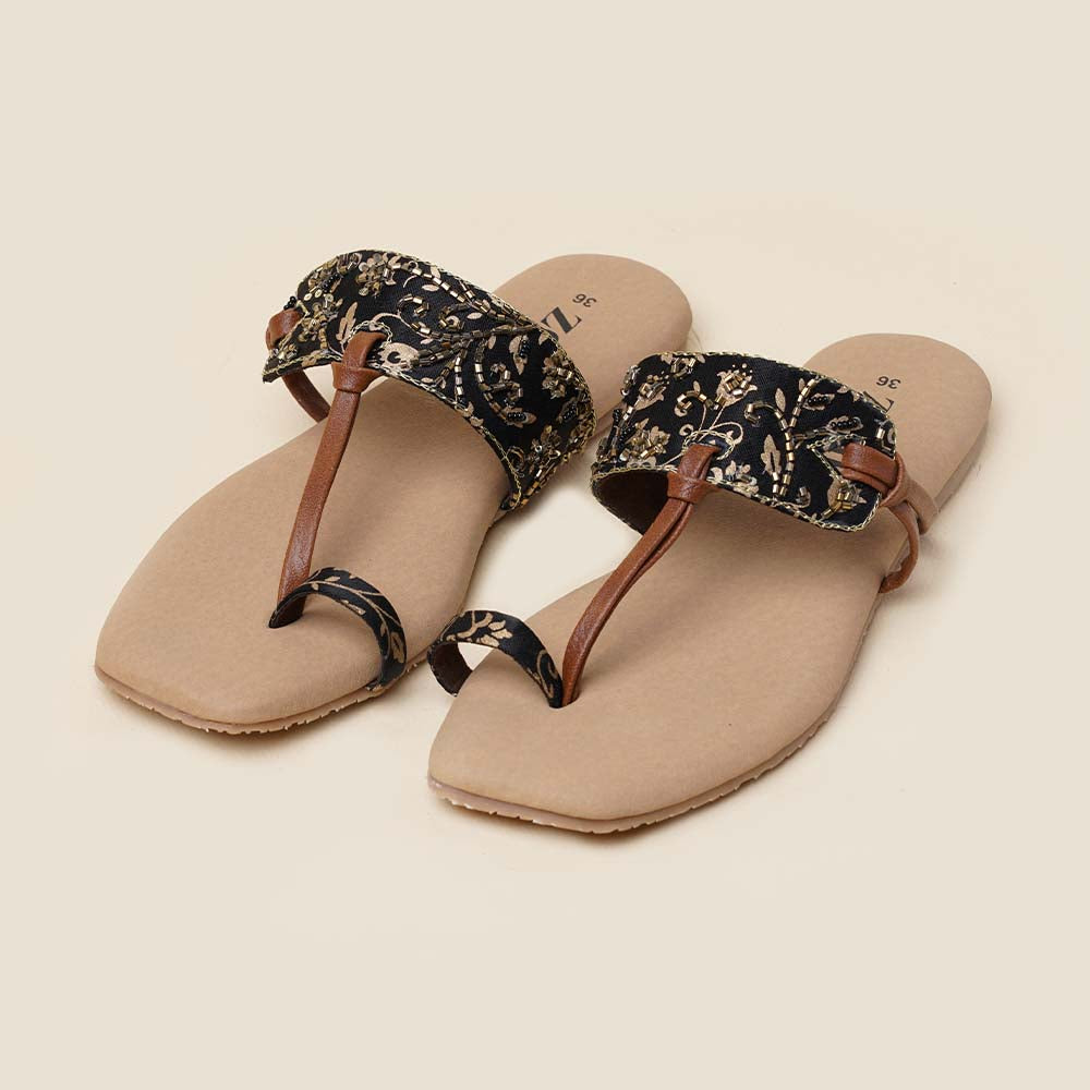 Srinagar Regals Embellished Chappal