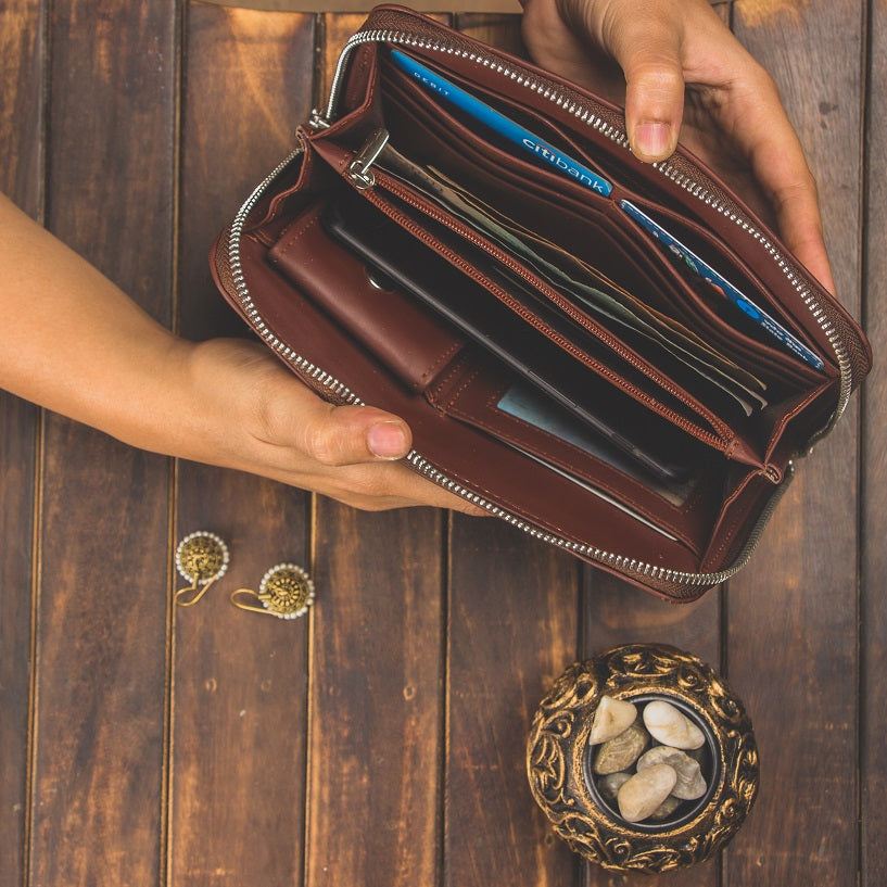 Ikat Wave and Seashell Motif - Office Bag & Chain Wallet Combo