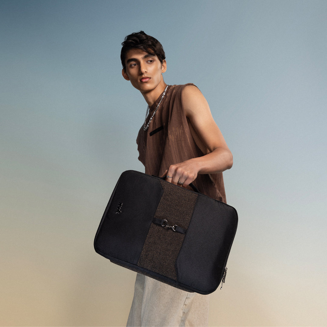 Bristel Signature Laptop Sleeve - 16inch (Black)