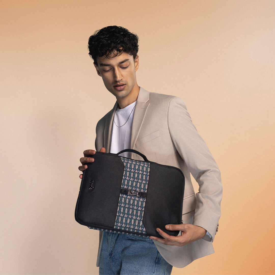 Gangtok Epoch Signature Laptop Sleeve - 14inch (Black)