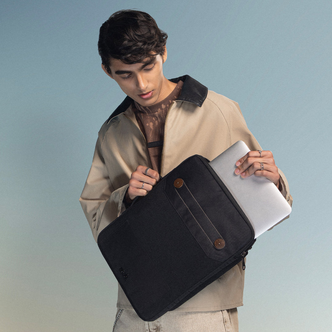 Jet Black Urban Laptop Sleeve - 14inch (Black)