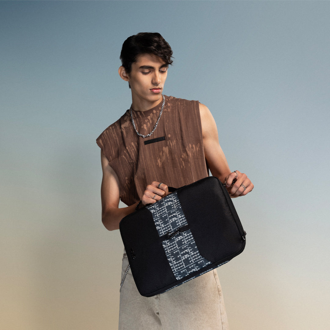 Madras Monochrome Signature Laptop Sleeve - 16inch (Black)