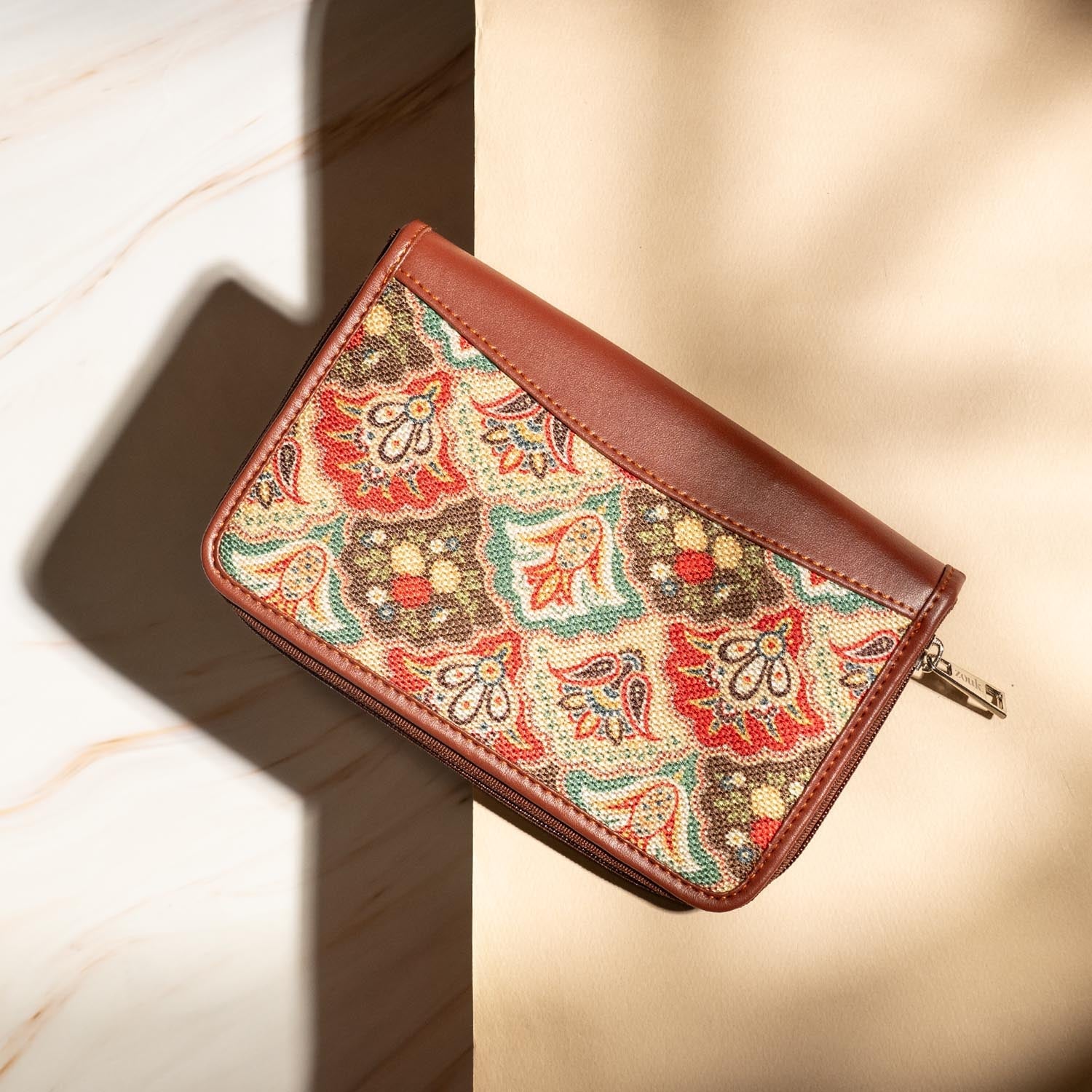ZIP-Mughal Art Multicolor Chain Wallet