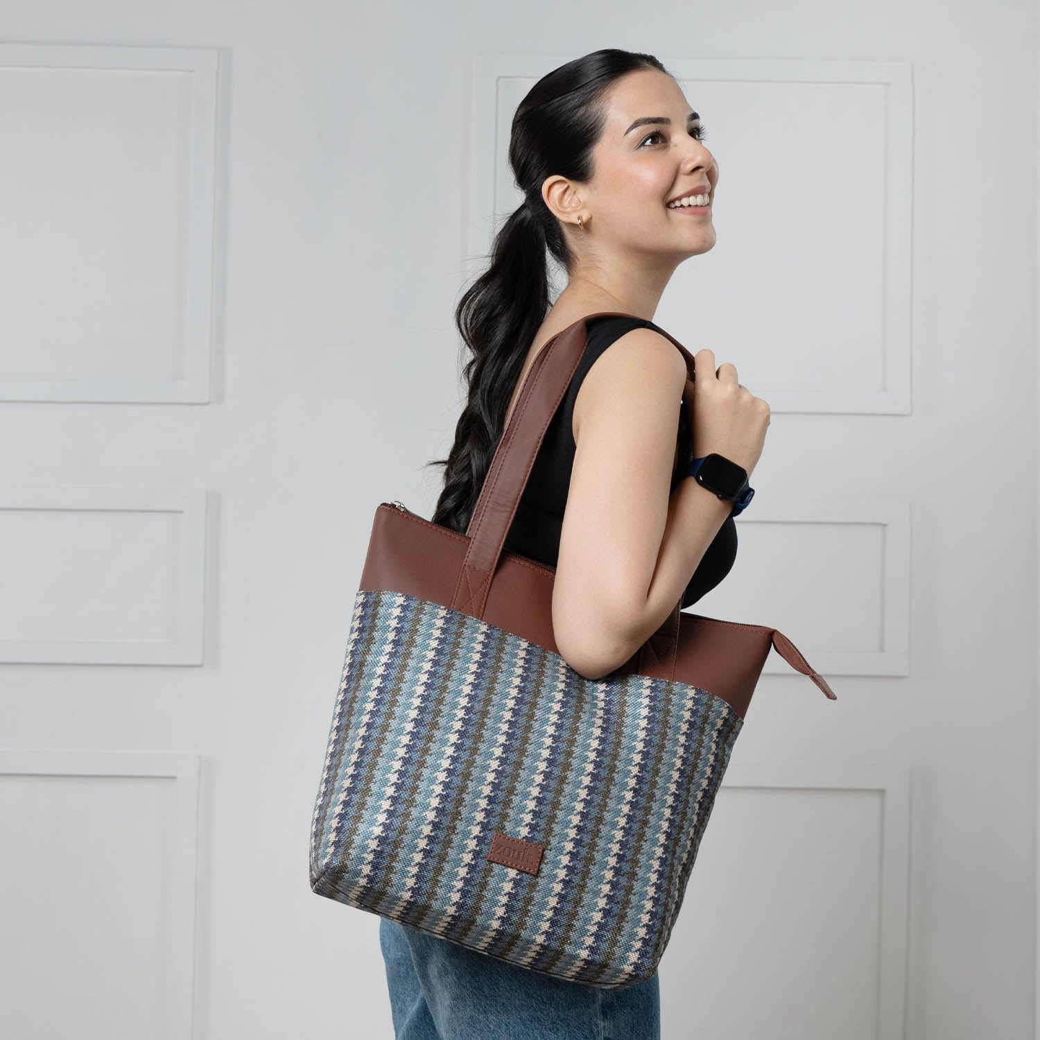 Bombay Houndstooth Everyday Tote Bag
