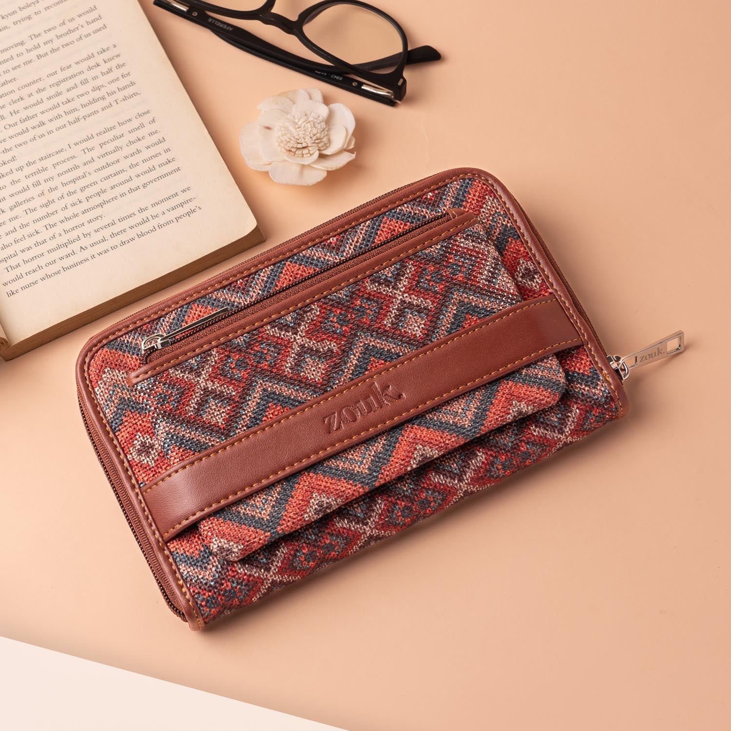 ZIP-Gwalior Weaves Chain Wallet