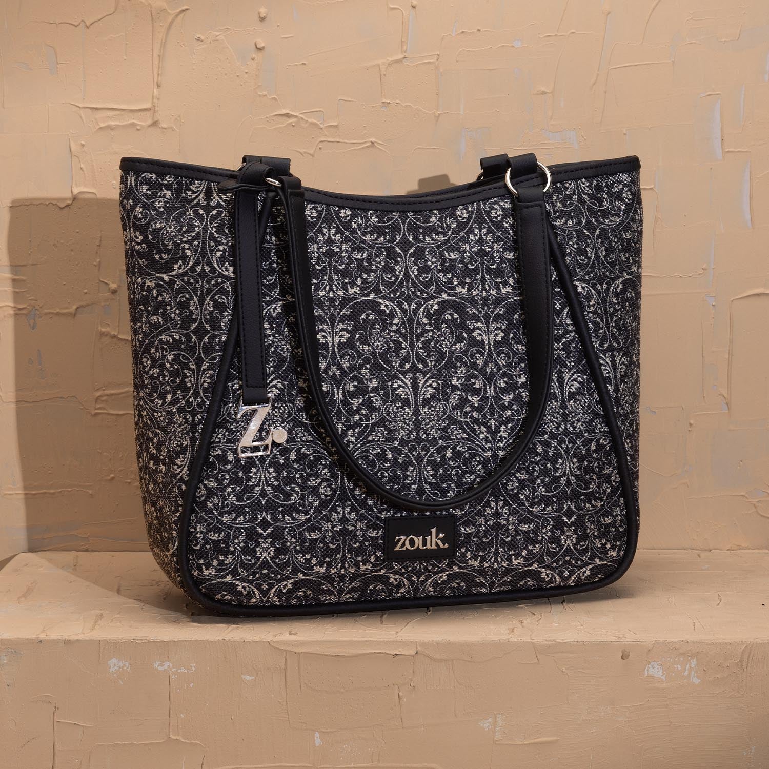 ZIP-Rhea Kapoor Naisha Tote Bag - Lattice Lace