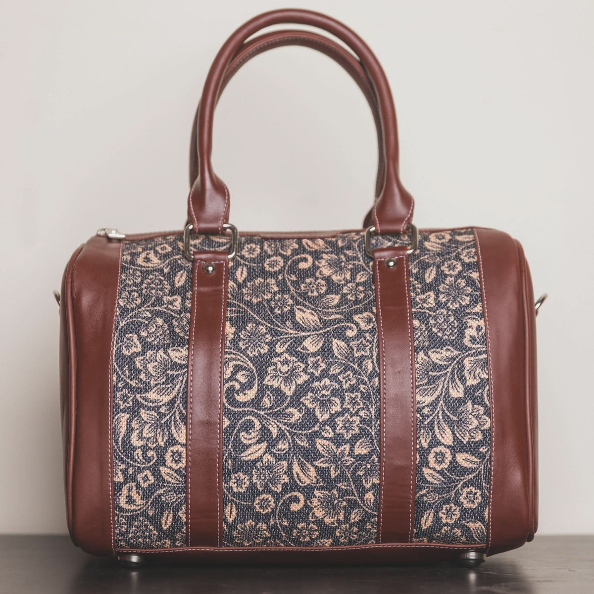 FloMotif - Handbag & Chain Wallet Combo