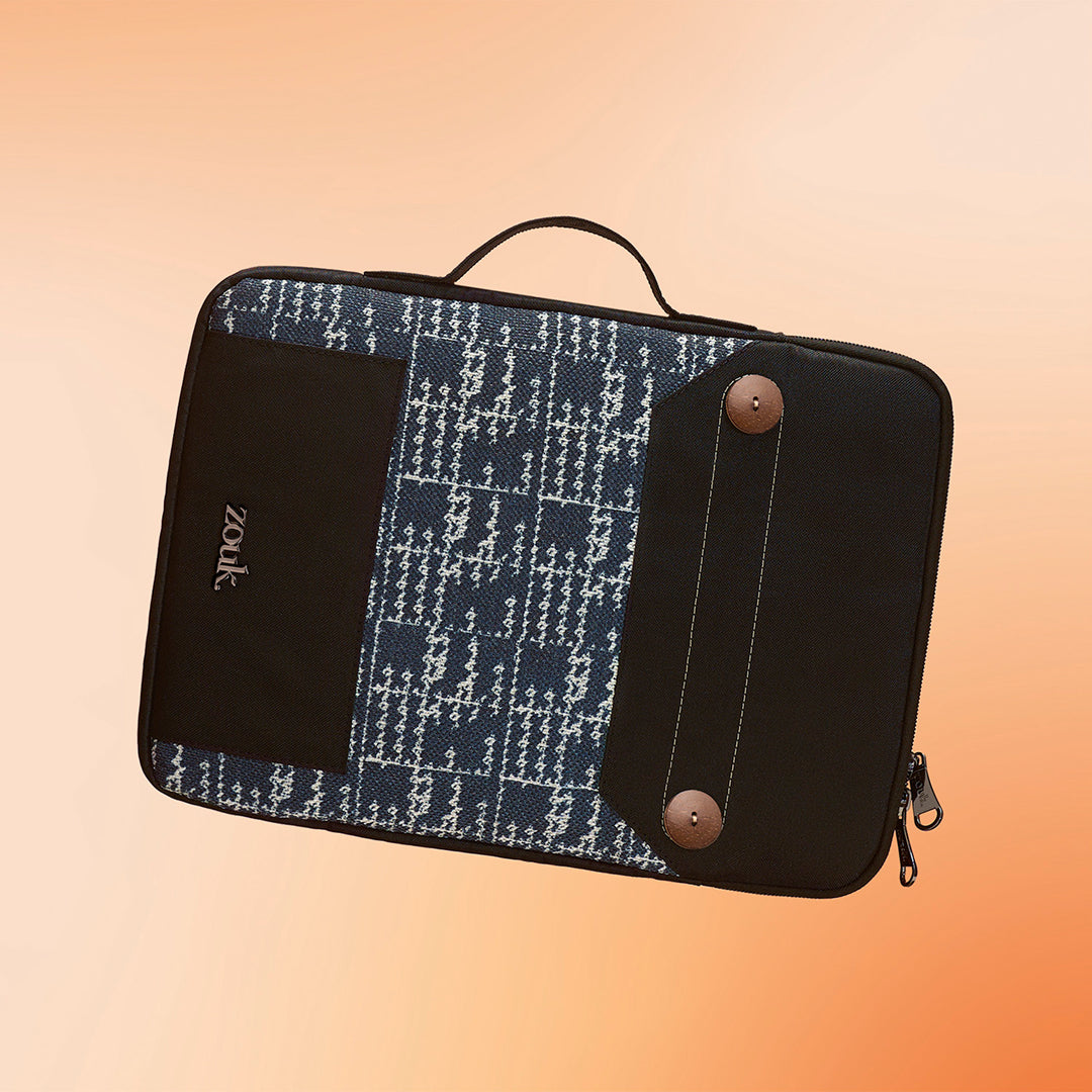 Madras Monochrome Urban Laptop Sleeve - 15.6inch (Black)