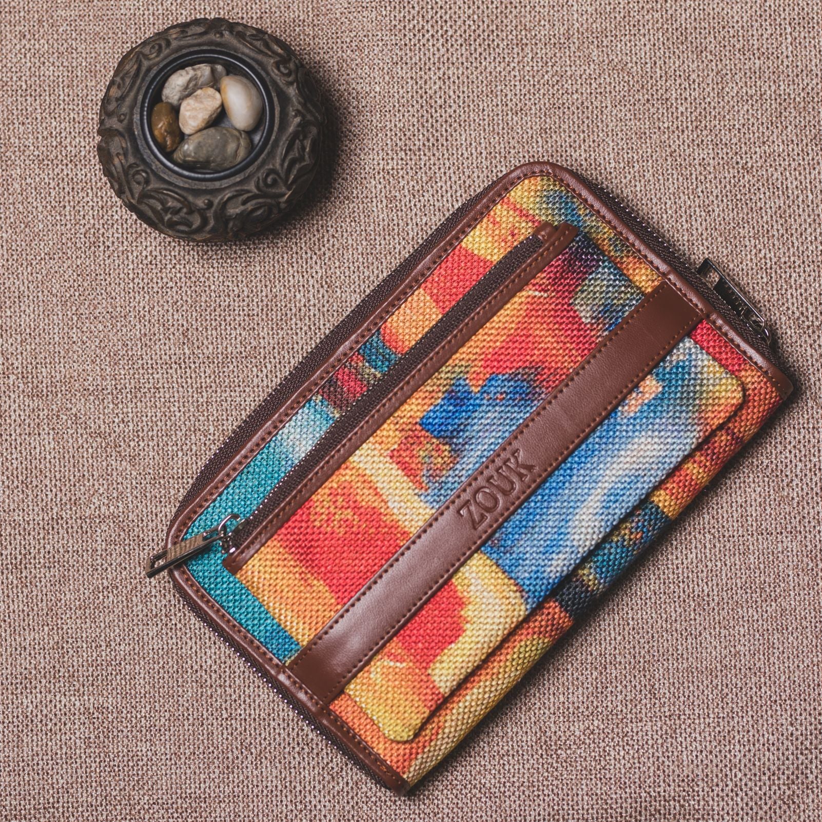 Abstract Amaze Classic Zipper Metal Wallet